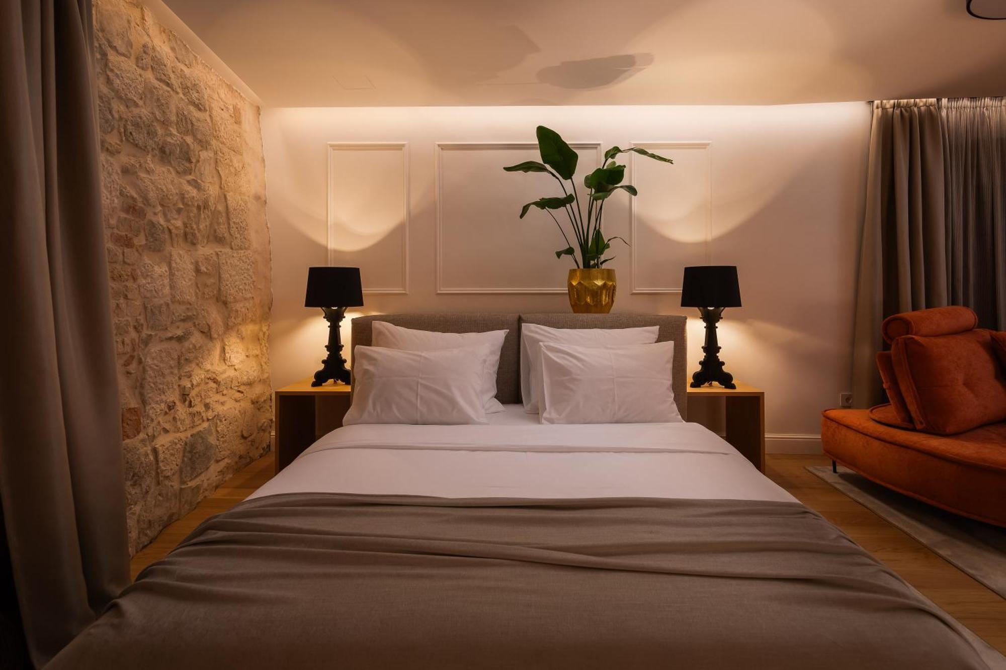 Golden Gate Luxury Rooms - Unique Unesco Location スプリト エクステリア 写真