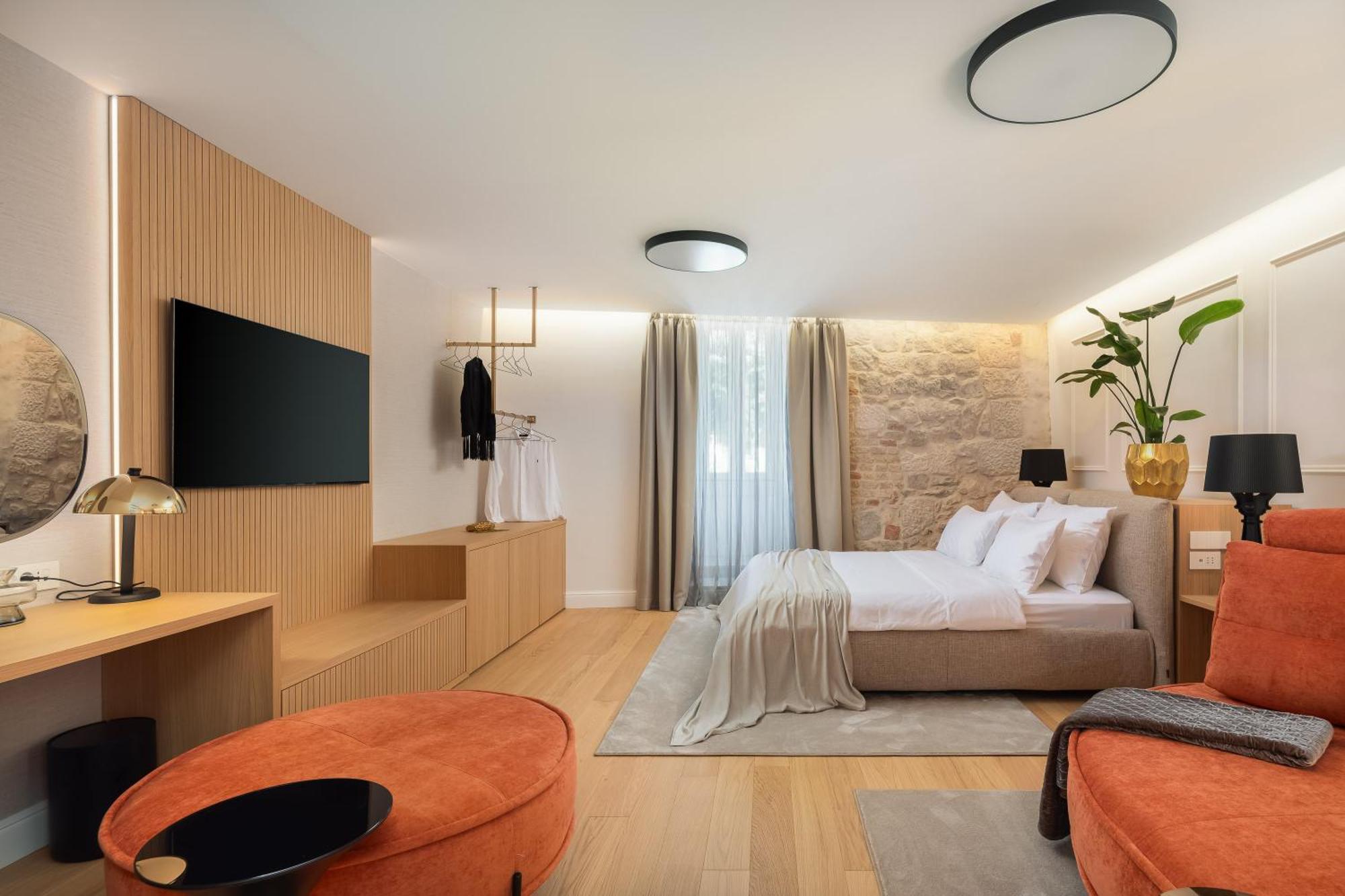 Golden Gate Luxury Rooms - Unique Unesco Location スプリト エクステリア 写真